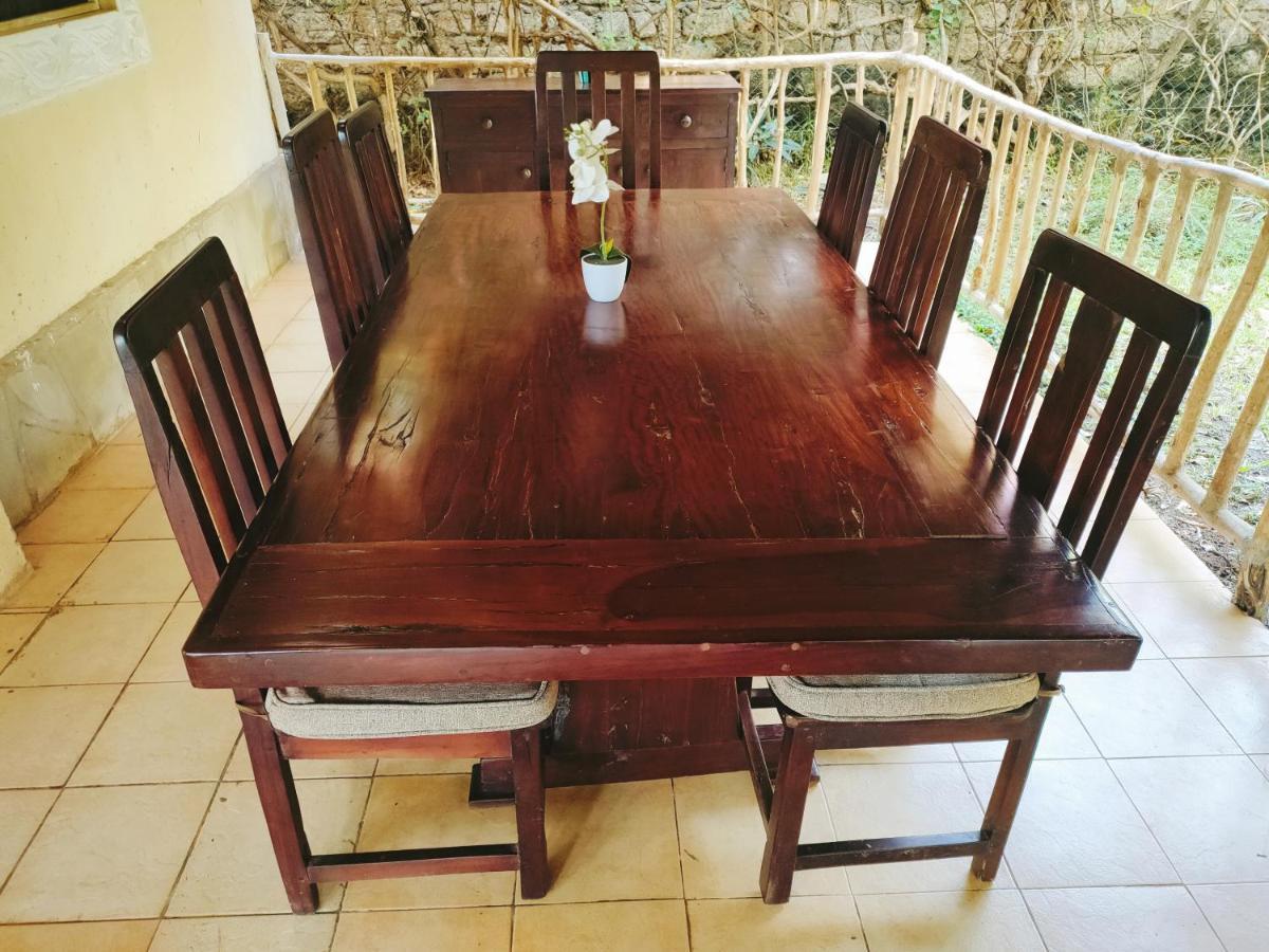 Bed and Breakfast Upani In Diani Диани-Бич Экстерьер фото